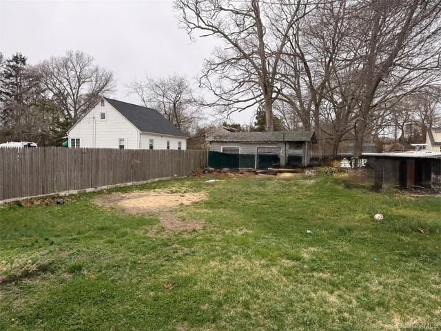 158 William Floyd Parkway, Shirley, NY 11967