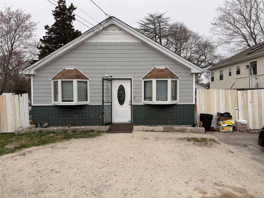 158 William Floyd Parkway, Shirley, NY 11967