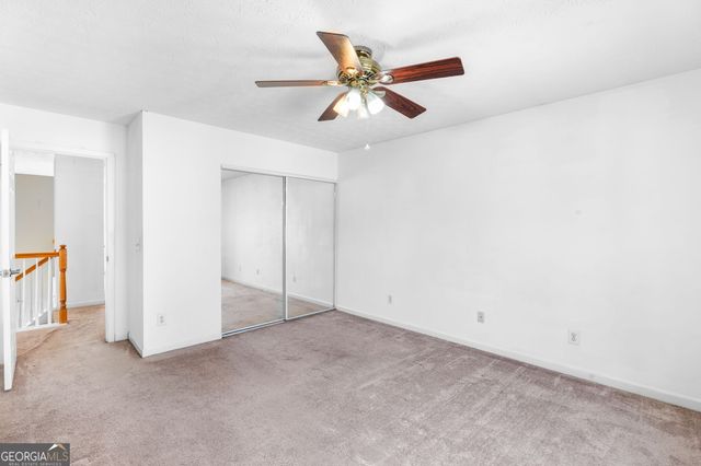 562 Windcroft Circle NW, Acworth, GA 30101