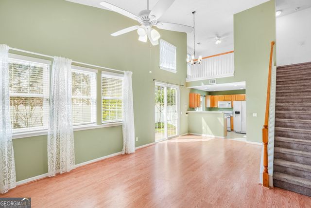 562 Windcroft Circle NW, Acworth, GA 30101