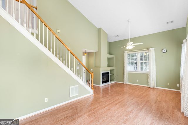 562 Windcroft Circle NW, Acworth, GA 30101