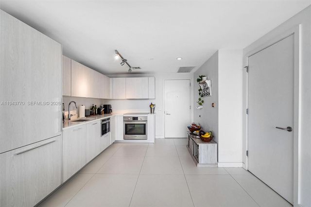 501 NE 31st St 3009, Miami, FL 33137