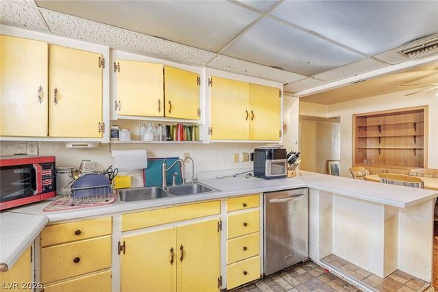 2031 Crawford Street, North Las Vegas, NV 89030