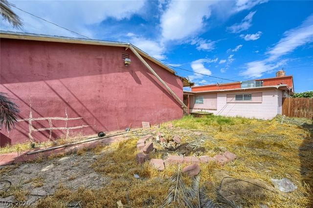 2031 Crawford Street, North Las Vegas, NV 89030