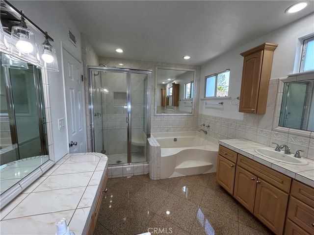 24010 Hatteras, Woodland Hills, CA 91367