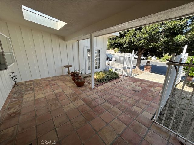 24010 Hatteras, Woodland Hills, CA 91367