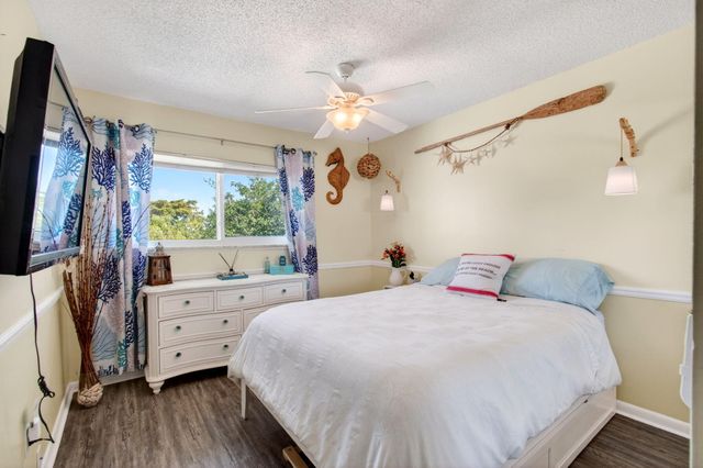 12324 Westhampton Circle, Wellington, FL 33414