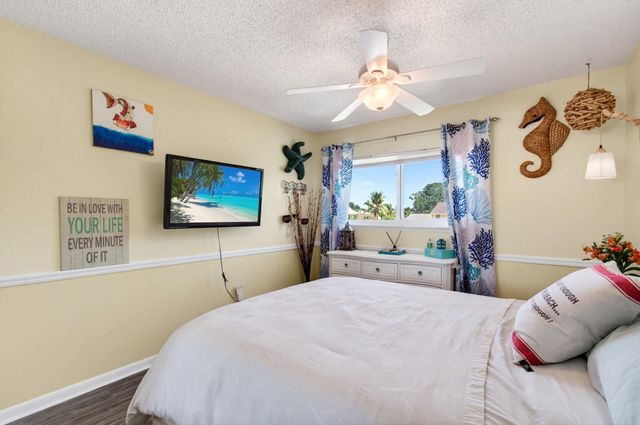 12324 Westhampton Circle, Wellington, FL 33414