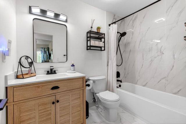 12324 Westhampton Circle, Wellington, FL 33414