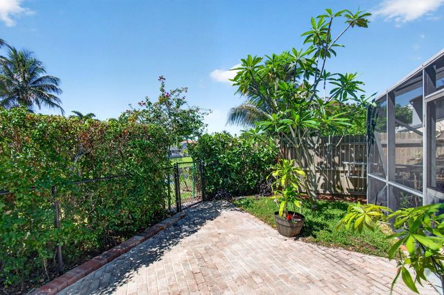 12324 Westhampton Circle, Wellington, FL 33414