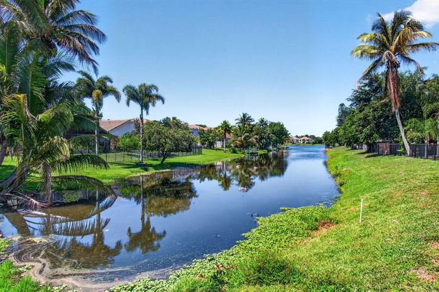 12324 Westhampton Circle, Wellington, FL 33414