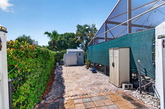 12324 Westhampton Circle, Wellington, FL 33414