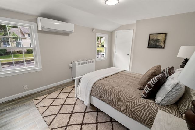 19 Country Ln, Sharon, MA 02067