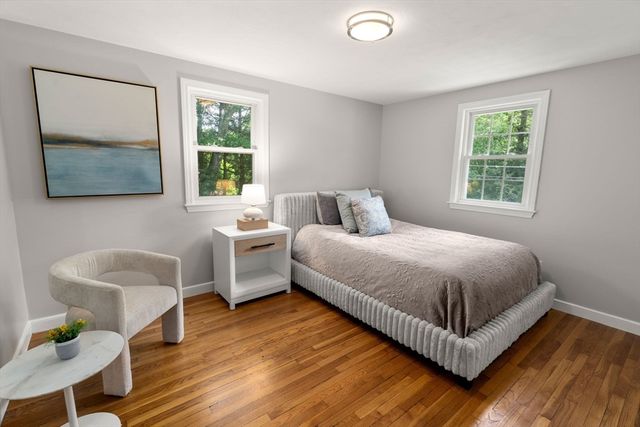 19 Country Ln, Sharon, MA 02067