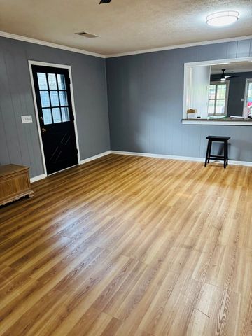 2208 Airport Thruway, Columbus, GA 31904