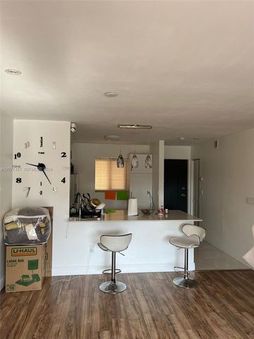 7810 Camino Real i-306, Miami, FL 33143