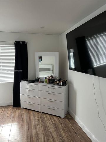 7810 Camino Real i-306, Miami, FL 33143