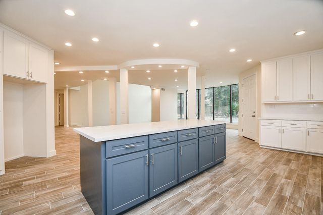 8115 Fondren Lake Drive, Houston, TX 77071