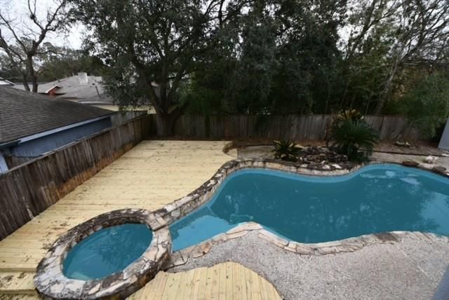 8115 Fondren Lake Drive, Houston, TX 77071