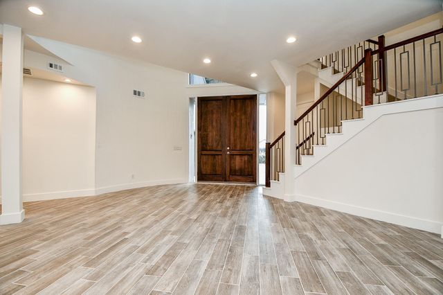 8115 Fondren Lake Drive, Houston, TX 77071