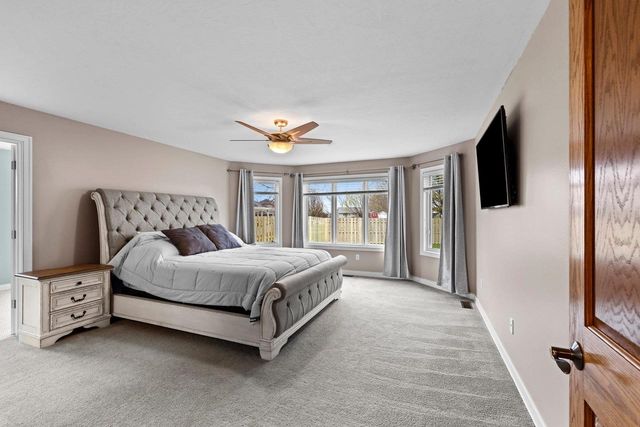 230 OAK BROOK DRIVE, Pulaski, WI 54162