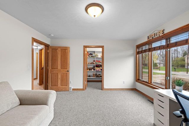 230 OAK BROOK DRIVE, Pulaski, WI 54162