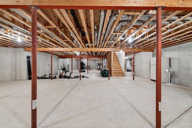 230 OAK BROOK DRIVE, Pulaski, WI 54162