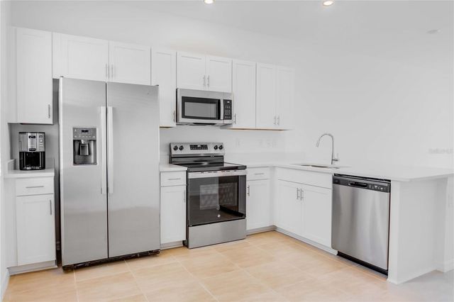 8540 DAYBREAK STREET, Sarasota, FL 34241