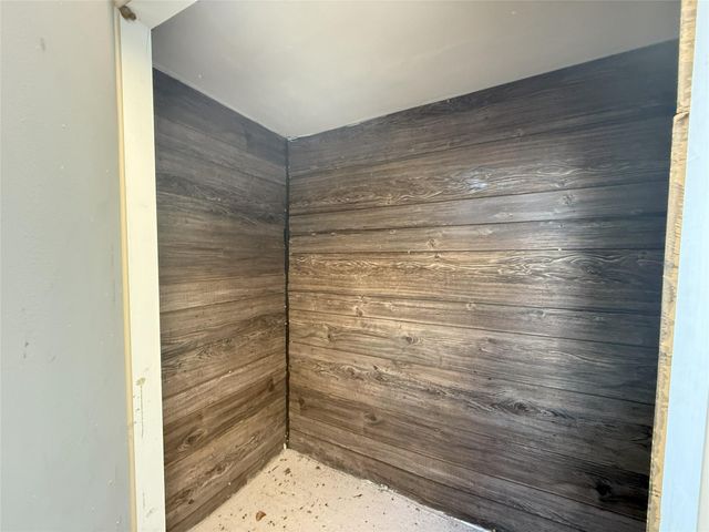 2100 Wilcrest Drive 107, Houston, TX 77042