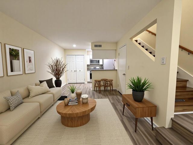 2100 Wilcrest Drive 107, Houston, TX 77042