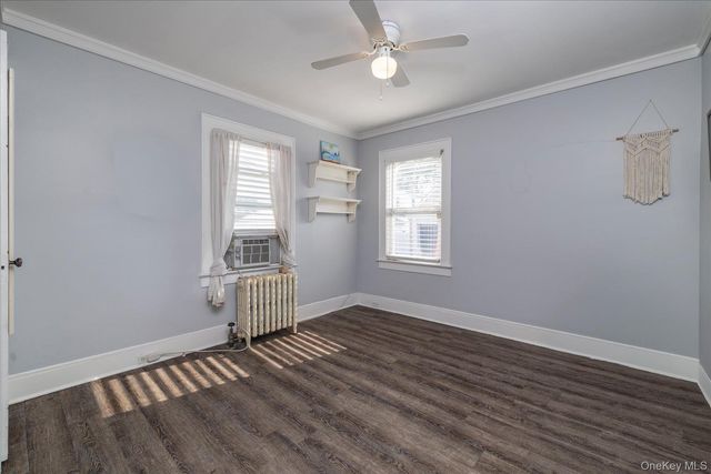 43 Devon Street, Malverne, NY 11565