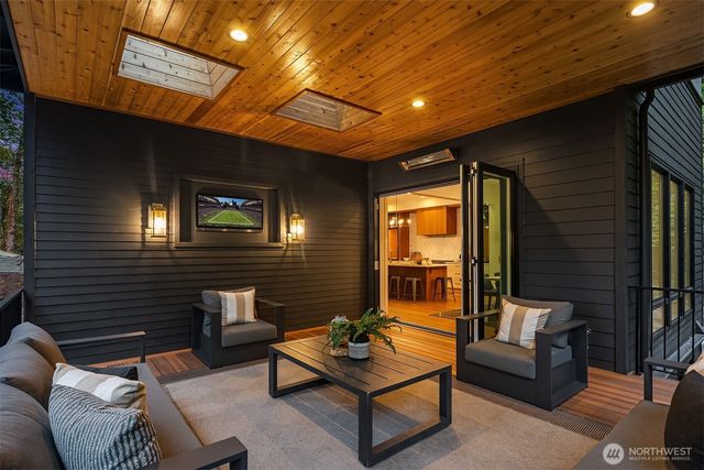 6431 NE 130th Place, Kirkland, WA 98034
