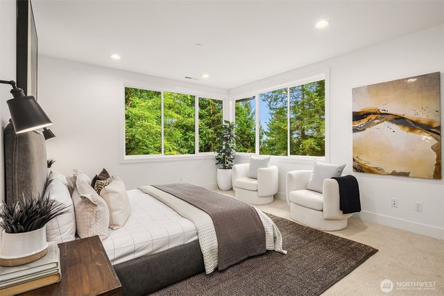 6431 NE 130th Place, Kirkland, WA 98034