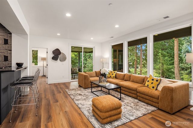 6431 NE 130th Place, Kirkland, WA 98034
