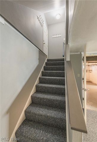 5018 Hartley Drive, Lyndhurst, OH 44124