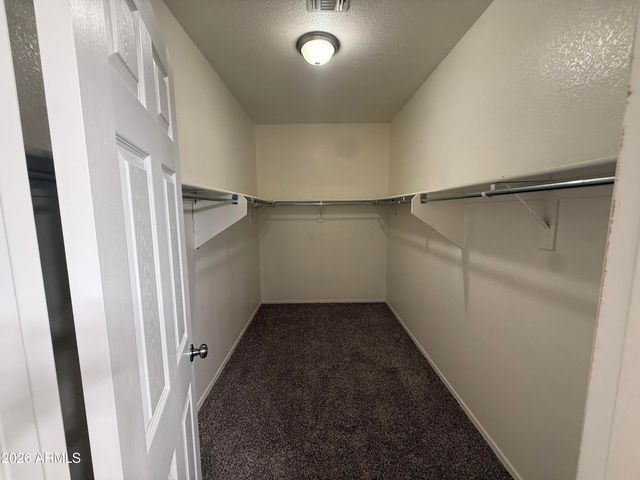 3892 S MOCCASIN Trail, Gilbert, AZ 85297