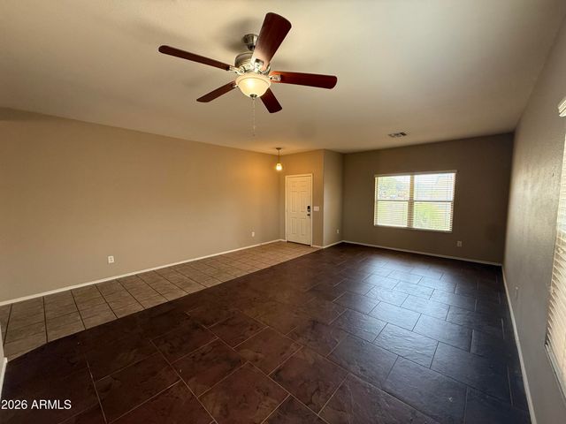 3892 S MOCCASIN Trail, Gilbert, AZ 85297