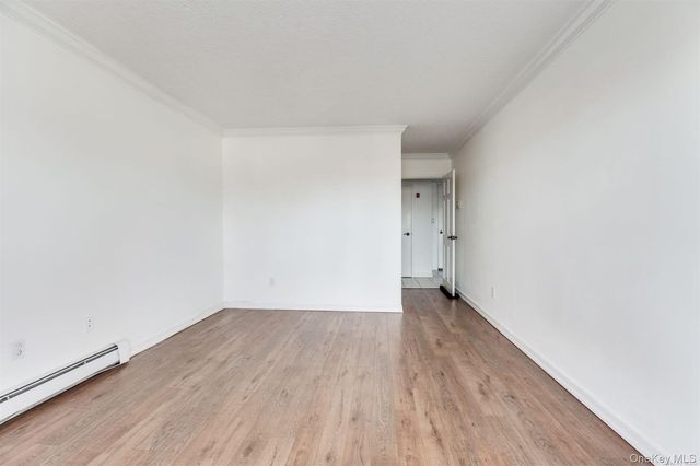 380 Fulton Street M2, Farmingdale, NY 11735