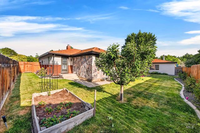 2715 S Virginia Ave, Boise, ID 83705