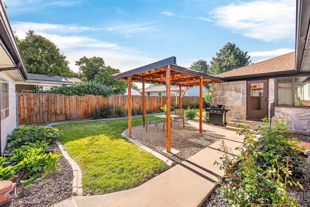 2715 S Virginia Ave, Boise, ID 83705