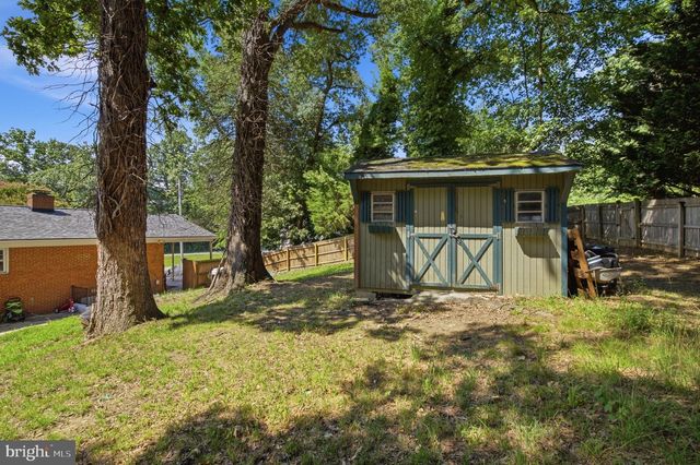 1 JENKINS DR, Indian Head, MD 20640