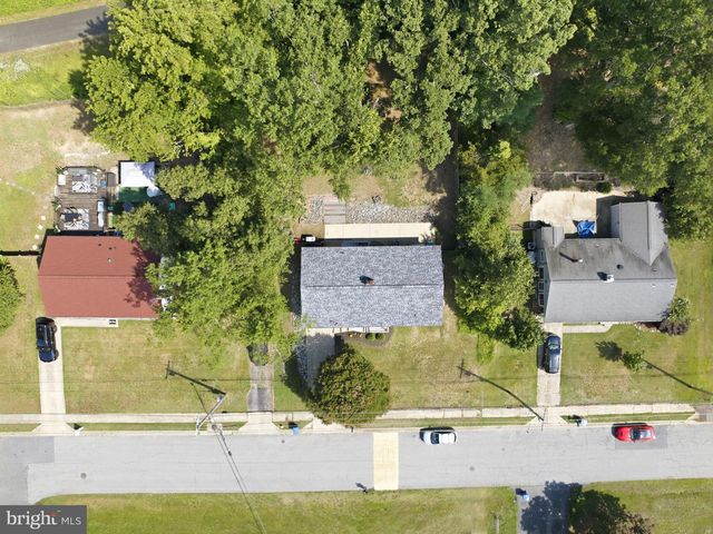 1 JENKINS DR, Indian Head, MD 20640
