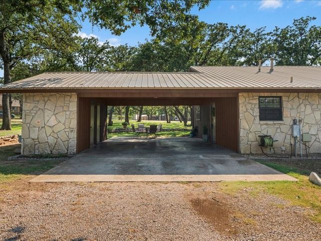 474 Trussell Drive, Springtown, TX 76082