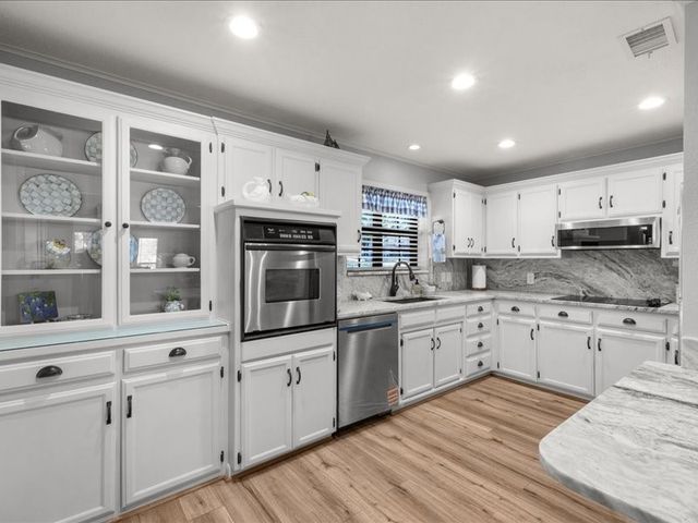 474 Trussell Drive, Springtown, TX 76082