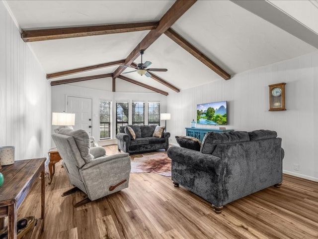 474 Trussell Drive, Springtown, TX 76082