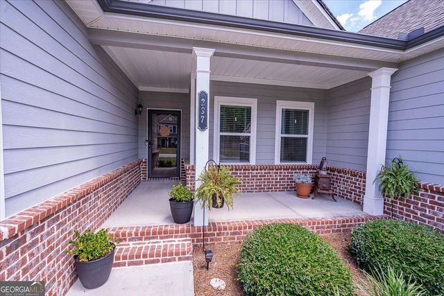 297 Woodbury Lane, Hull, GA 30646