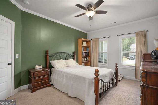 297 Woodbury Lane, Hull, GA 30646
