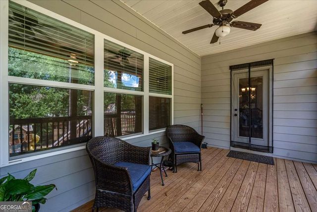 297 Woodbury Lane, Hull, GA 30646