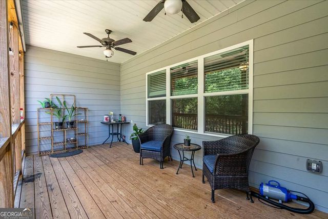 297 Woodbury Lane, Hull, GA 30646