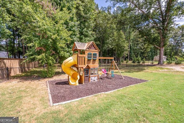 297 Woodbury Lane, Hull, GA 30646